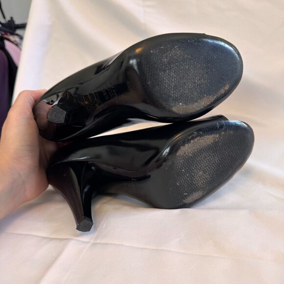 Marc Jacobs Women's Black Peep-Toe Heels Size 38.5 / US 8 - Picture 8 of 9